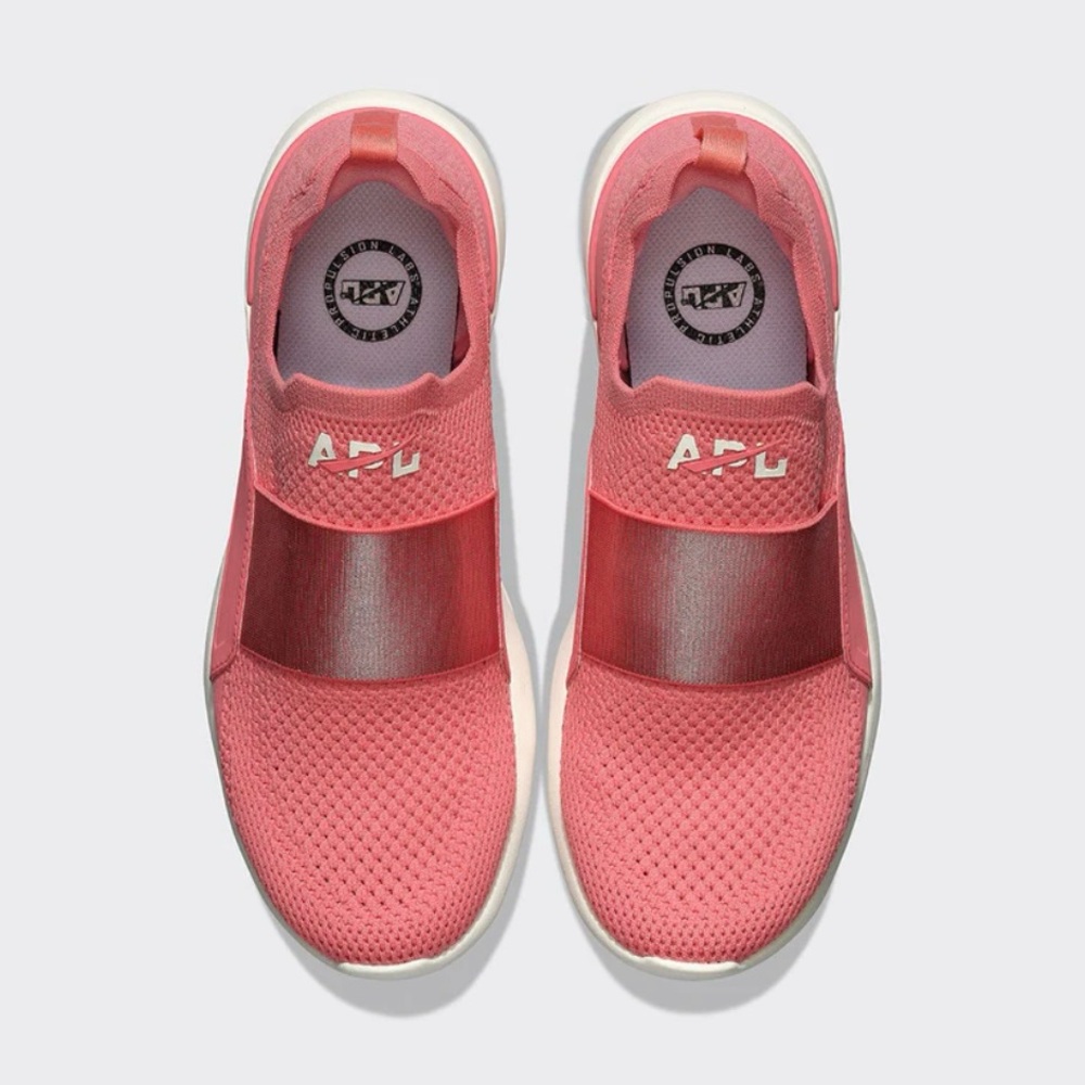 APL Women's TechLoom Bliss in Fire Coral/Ivory - NWT